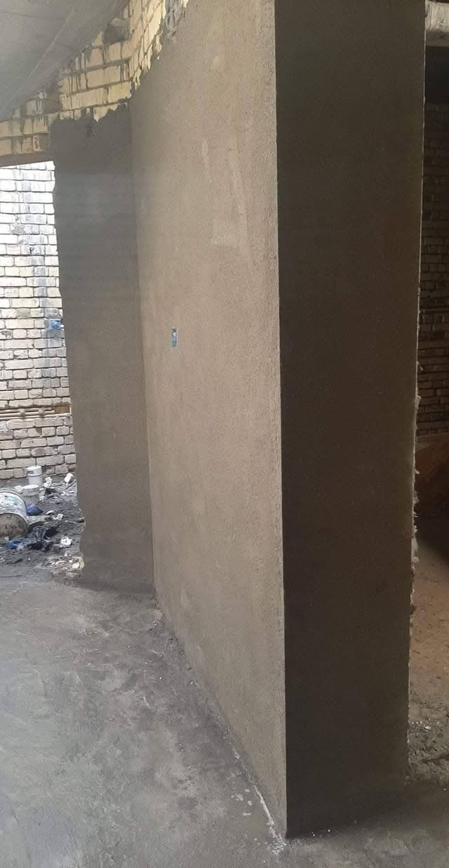 سلام عليكم خلفه لبخ جص و اسود سمنت جراره
امتر 4 لاف السقل ناعم 5 لاف بورك 2ونص صبق 2الفين
*********** وتساب
