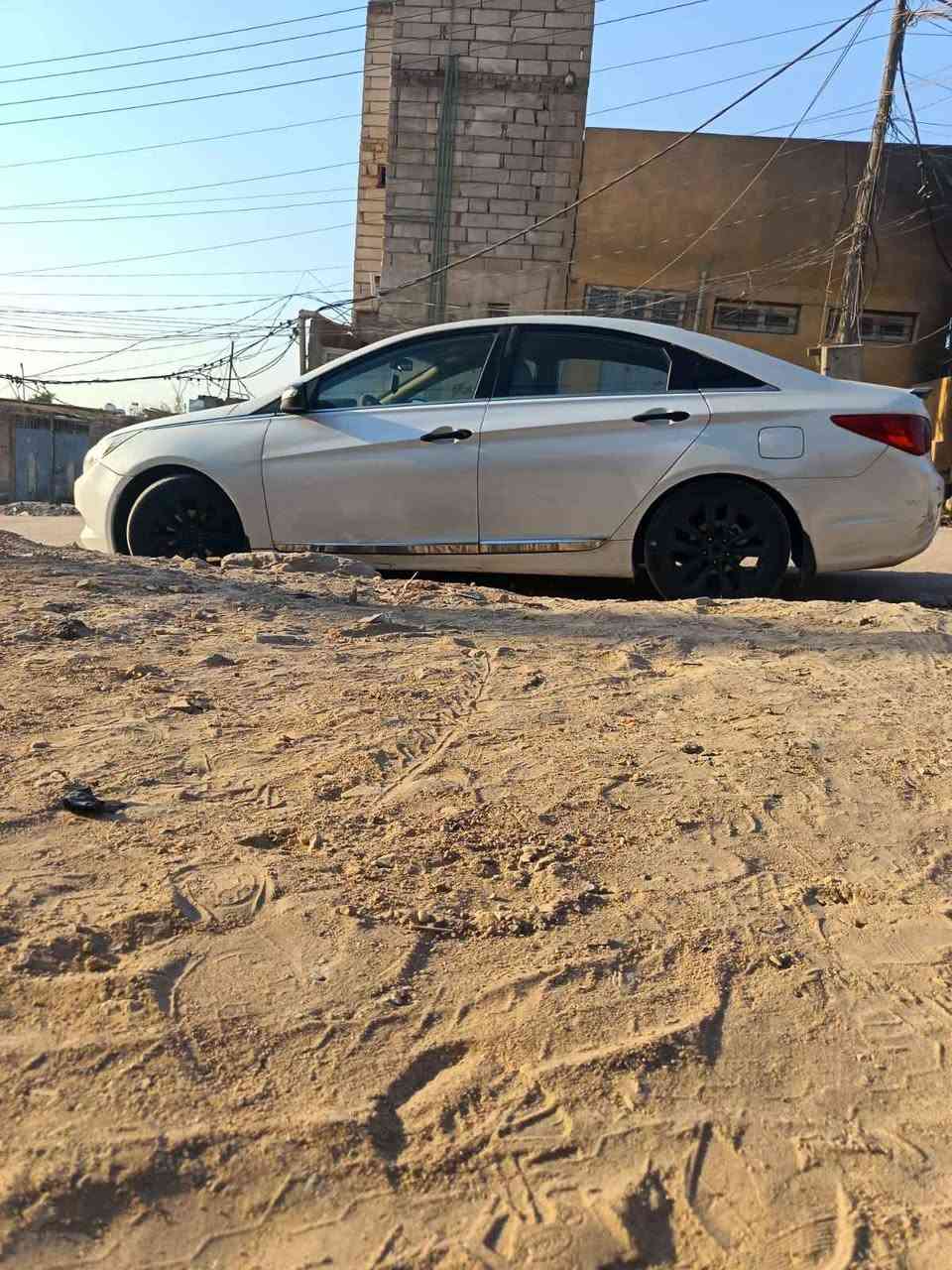 سلام عليكم سوناتا ٢٠١١ خليجي مكينه ٢٤٠٠ صبغ عام كير مكينه تبريد حداديه تايرات دواخل كله جديد  سعر ٨٠مكلف بلنشر صاحب السياره للاتصال
*********** النجف, العراق
