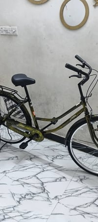 باسيكل للبيع نضيف والله ب100بي مجال  07702910228