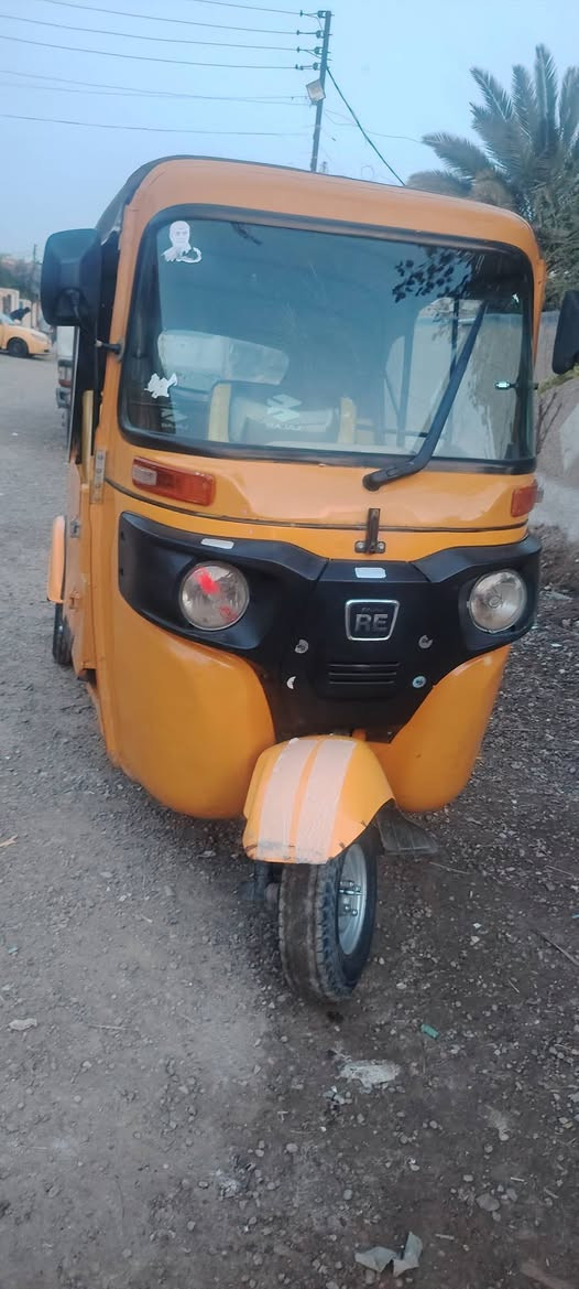 السلام عليكم تكتك موديل 21 شهر 9
رقم بغداد
تكتك جاهزه اللشارع  

محرك مفتوح وبيها رشات صبغ 
مكاني اشعب 
لاتصال ***********
