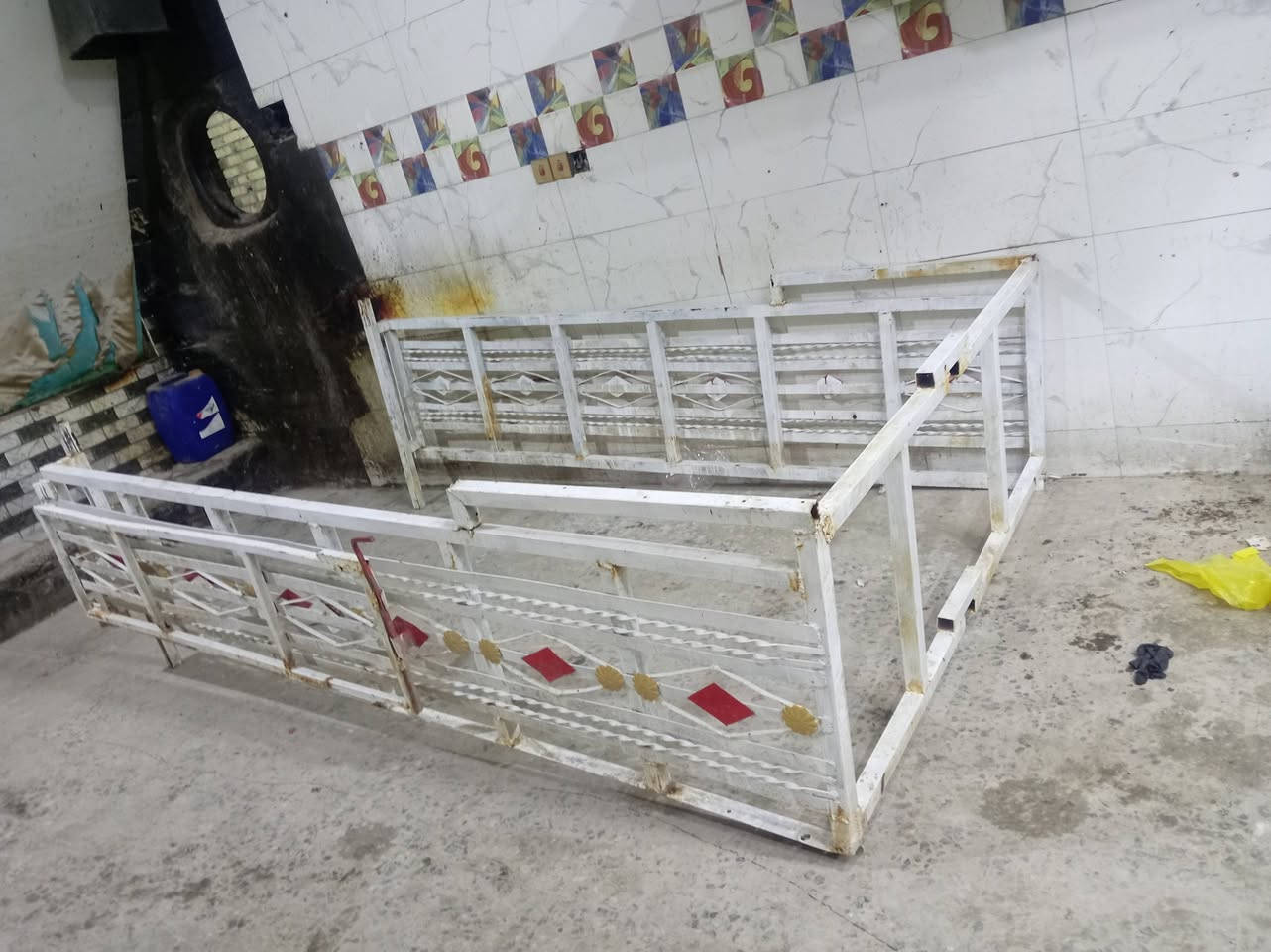 يالله 
محجر كية للبيع  
السعر150الف وبيه مجال بسيط 

العنوان 
حلة ناحية ابو غرق 
قرب جامع الياسري 
***********
