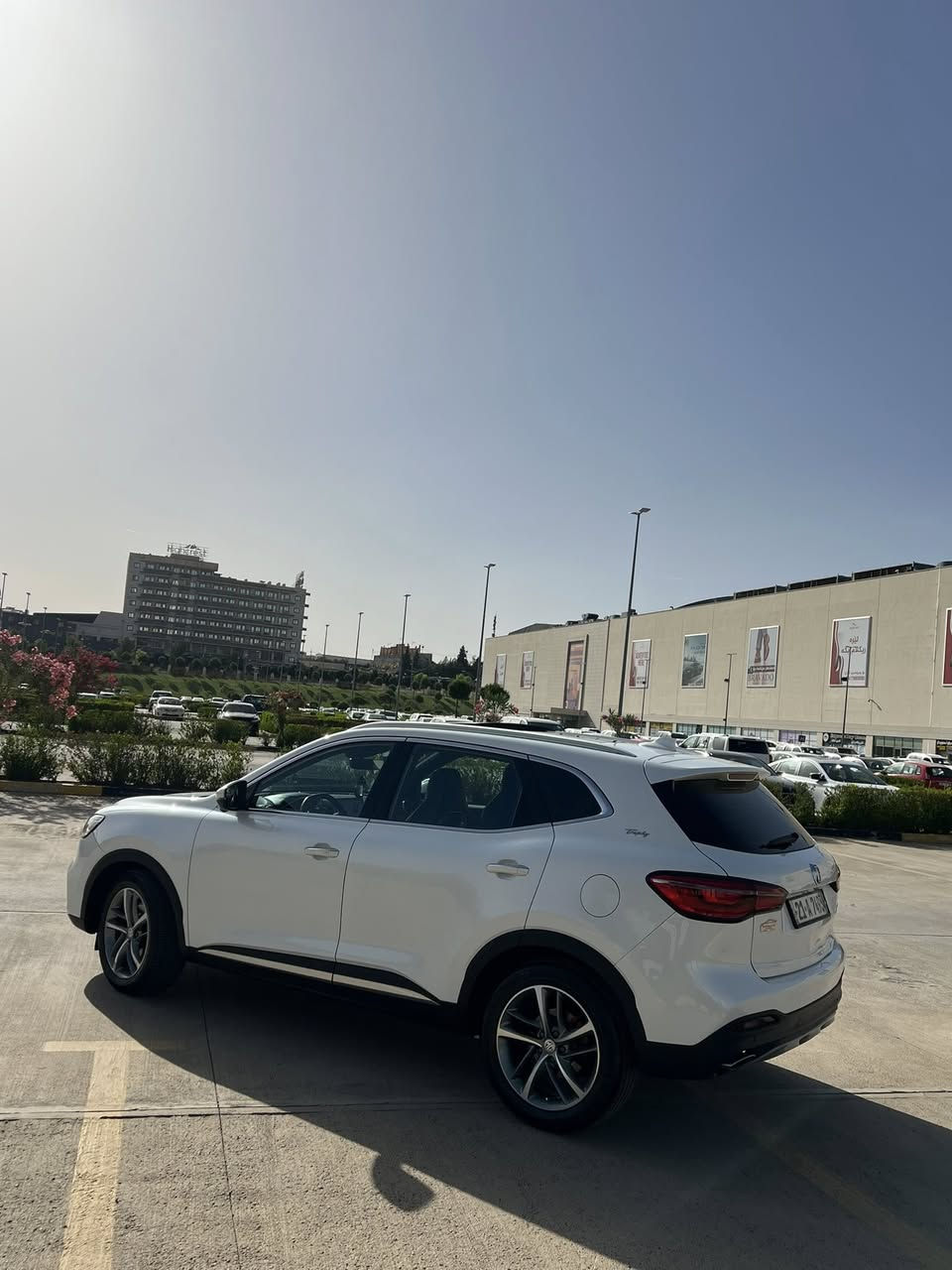 سلام‌علیکم ورحمةالله
✍️کوردی و عربی 

ئێم جی MG HS بۆفرۆشتن
- مۆدێل 2022فوووول 
- سفری شریکەیە 
- مەکینە 20 تۆربۆ
٦٨هەزار کم ڕشتوووە
- قەپات مواسەفاتی ناو سوور
( سەقف سلاید - بەسمە - داخلی دوو ڕەنگ - کوشین جلد  - کوشن کارەبای سەکن و سایەق-  سوپەر سپۆرت  -بریک کارەبای- شاشە ئایپاد - گیچ ئەلیکترۆنی - سوکان ڤۆلیۆم - کامیرا - حاسە- یەدە بەسمە -تەبرید مەرکەزی -سنوق کارەبای - سنوق شفت - تەحەکوماتی لایت و ئاوینەکان - تەحدید سورعە- - لایت لید -بەگلایت لید -بلاجکتۆر - زینۆن - رادار ئاوینە اشارت )
سەیارەکە کلین‌تایتڵ ە
بێ بۆیاغە بێ تەعدیل 
 تەنها یەک قوپاوی بچووکی هەیە
باقیەکەیتر هەمووگیانی بەشەرت
سەیارەیەکی زۆرجوان و تازەیە گێڕومەکینە و بەناوکردن و هەمووشتێکی بەشەرت
نرخی 155وەرەقەو معامەلەیەکی کەم
شوێن سلئمانی
***********. + واتساپ
----------------------------

عربی

سياره ام جي MG HS للبیع

- موديل ۲۰۲۲
- حجم محرك ٢٠ تيربۆ
( سقف سلاید ( فتحە ) بصمە - داخلی جلد لونین  - کوشن كهربائي سايق و سكن-  سوپر سپۆرت  -بریک كهربائي - شاشە ئایباد - گیچ الکترۆنی-فوليومات ستيرن - کامیرا- حساس -یدە بصمە -تبرید مركزي - صندوق كهربائي - صندوق شفط - تحكمات  لایت و و تحكمات مرايات  - تحديد سورعە- - لایت لید -بكلایت لید -بلاجکتور - زینون - رادار اشارة بالمري )
سياره جديد كلين تايتل
بدون حادث
ايرباكات بلادي
بدون‌صبغ
بدون تعدیل
والباقي كلشي بشرط
سياره جديد گیر و محرک و تحویل کلشی بشرط
سعر155ورقه وبيها مجال قليل
۰۷٧٠٢١٥٥٩٦٤
هاتف-واتساب
