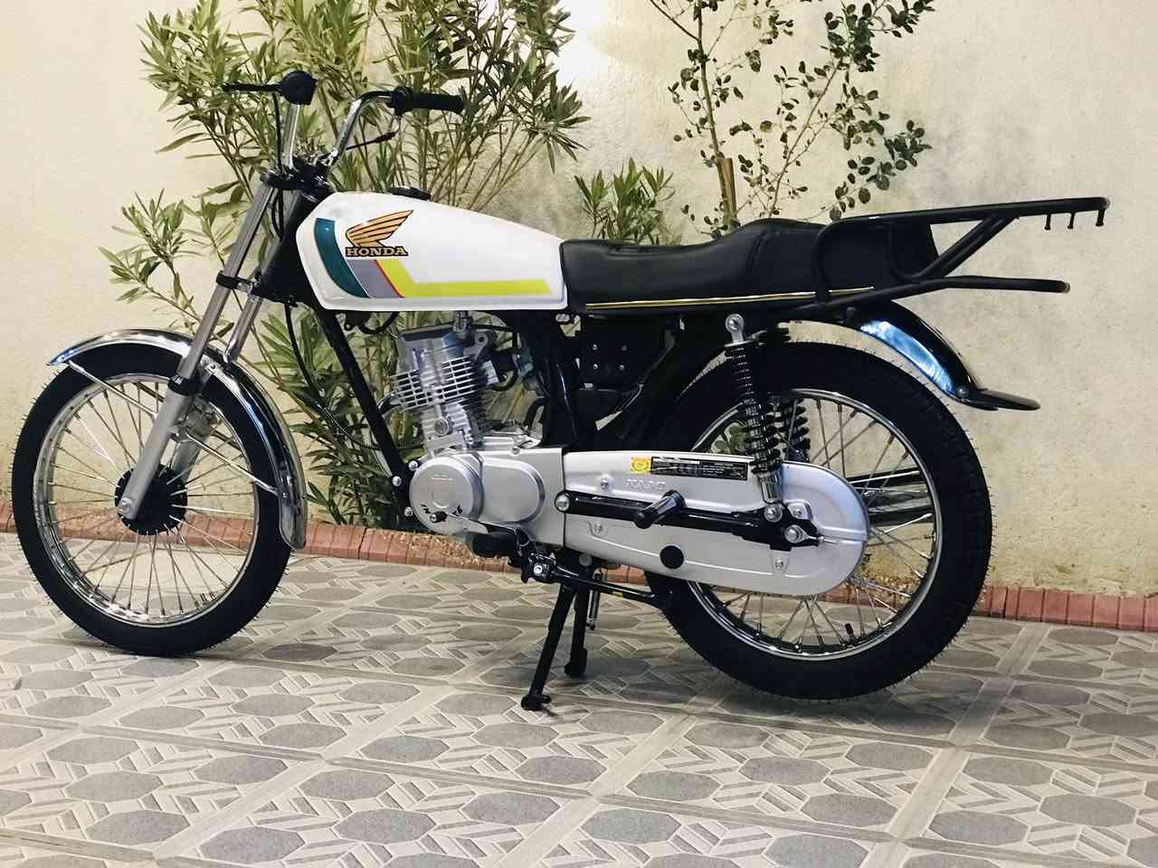 السلام عليكم شباب دراجه نامه كلك تعمير صارلها شهر من تعمرت احلا من الصوره السعر 700 وبيها مجال الماعنده ياخذها بلاش يستاهلها مكاني الفهود
***********
