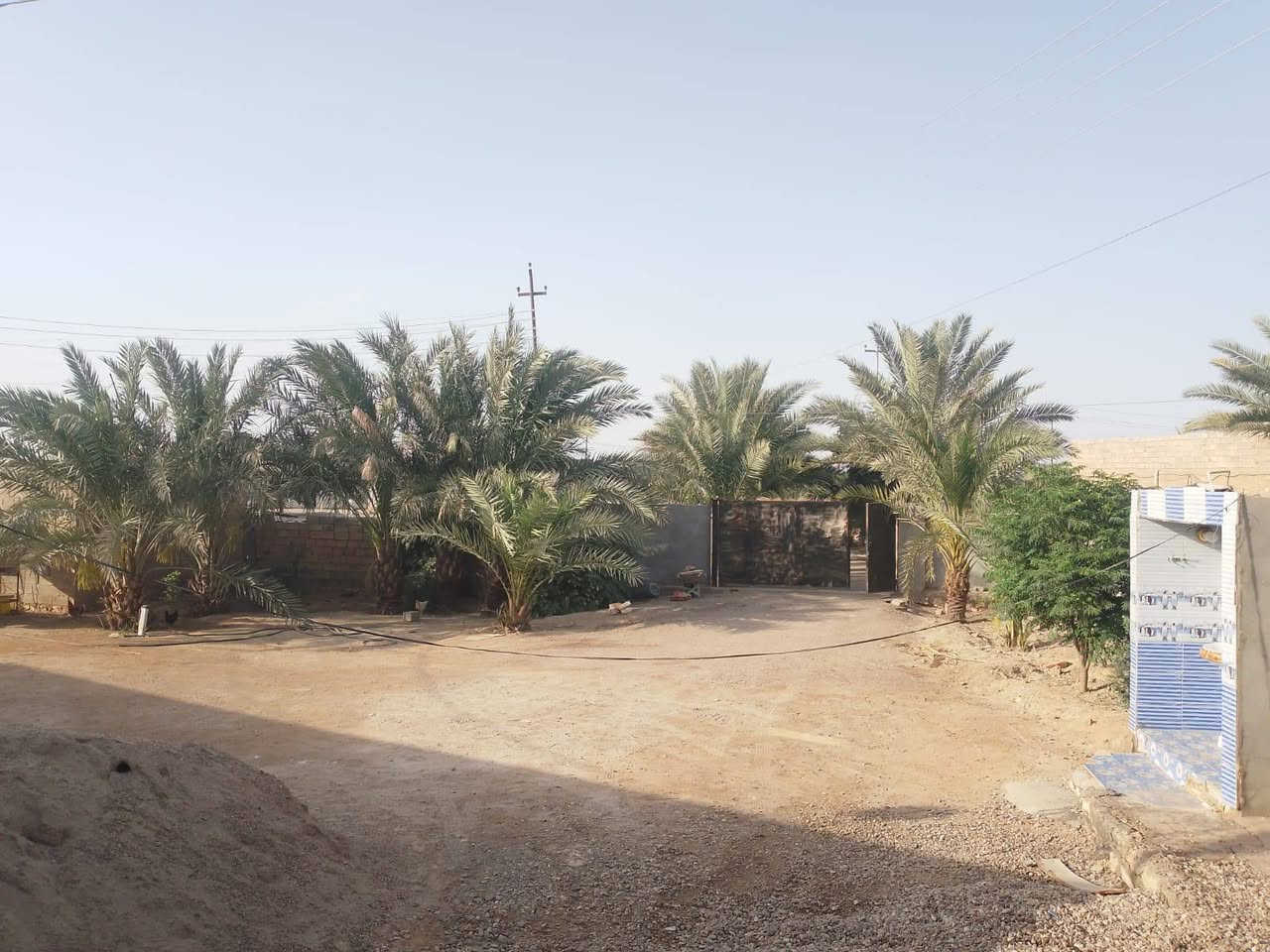 هاي الفرص الي يدور شي مرتب 
2000متر 
الرمادي زنكوره قرب متوسطة الجهاد
سعر مناسب 
استفسار أكثر ***********
