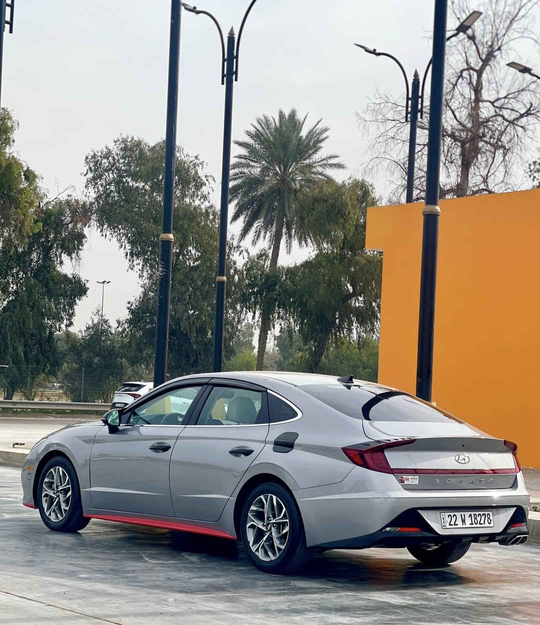 السلام عليكم
السلام عليكم 

HYUNDAI SONATA,

موديل 2023 

حادثه جاملغ امامي يسره 

بدون دواخل ايرباك برده فقط
بيه مكانين PDR

مواصفات SEL

بصمة ابواب وترحيب باليدات

تشغيل عن بعد

بصمة تشغيل 

DRIVE MODE

AUTO HOLD

كشنات كهرباء … هيتر كشنات

داخل ابيض بلادي 

سايد بربك بصمه

محرك 2.5 

رادار 360 درجه … قياده اليه…تحديد مسار 

قرائة طرق

كير دكم .. فول تحكم استيرن .. شاشه كار بلي 

كامرا خلفيه وحساسات

لايت زنون عالي ناصي ..لد نهاري

السياره جديده وكلش نضيفه 

جاهزه كير ومحرك وحداديه وتبريد وتخم تاير

وكل نقص مابيه 

السعر 175 وبيه مجال 

رقم الشاصي :KMHL64JAXPA265986

عنواني بغداد 

متواجد واتساب 

***********

