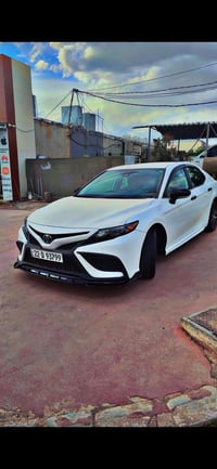 كامري SE • ٢٠٢٢ • ١٣٢ ألف