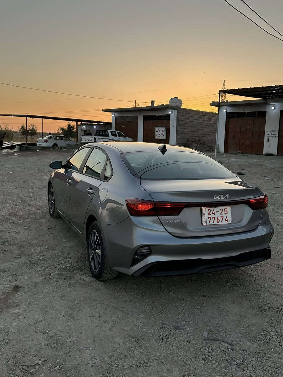 السلام عليكم شباب كيا فورتي للبيع ضررها حلو سعرها 153 وبيها مجال للستفتسار باقي المعلومات على الرقم *********** وتتحول بسم المشتري
