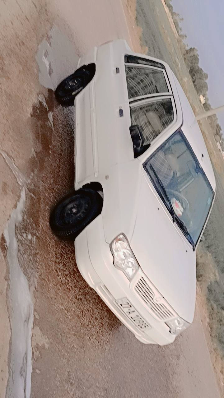 سلام عليكم سايبه دمعه لبيع موديل ١٢ بيعه صبغ رقمهه ذيقار سعر ٣٣  مكانه نجف المشخاب ***********
