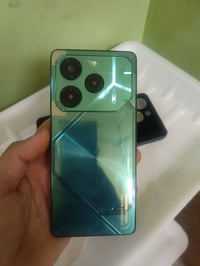 تكنو بوفو سكس برو فايف جي ذاكره ٢٥٦ والداخلية ١٢ للبيع الجهاز مكفول كف...