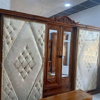غرفة نوم • مستخدمة شوي • درجة أولى