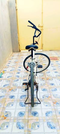 بسكلين • حجم 26 • ابيض