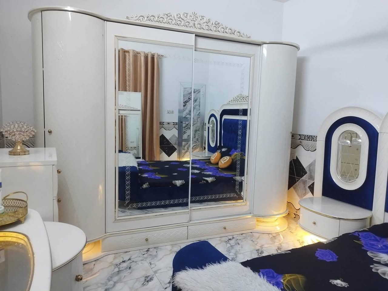 🪚 نجار متنقل
🛏️ غرف نوم
🚪 فتح وشد وتركيب الأثاث
🪟 كاونترات ألمنيوم و MDF
🔧 صيانة جميع الأثاث
🏠 ديكور جبسن بورد حسب الطلب

📞 ***********
💬 واتساب متوفر

اتصل نجي لباب البيت
