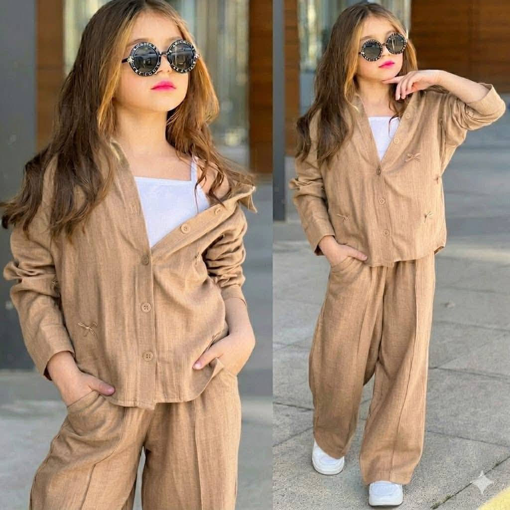 سوت بناتي 3 قطع 
قياسات محير من 5/6سنوات الى 13/14
الوان الصيف وجمال الخامة ( غسل ولبس ) 
للحجز مراسلة البيج / واتس *********** 
تتوفر خدمة توصيل فقط 
لجميع انحاء العراق ب5
