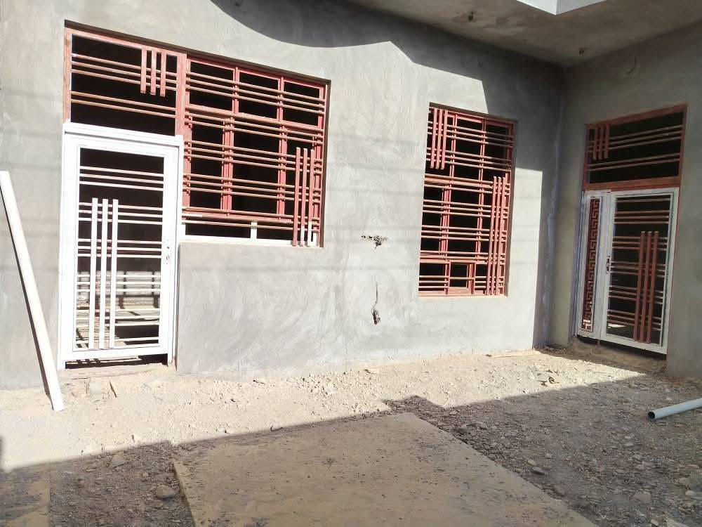 دار للبيع
المساحه ٢٤٠ متر 
٤ غرف نوم ٥×٤ طابقين 
الموقع ديالى المقدادية بلور قرب جامع الشيخ ثاير
علماً أن ألبيت مطلوب إسكان ينزل من سعر ألبيت بعد الاتفاق 
***********
