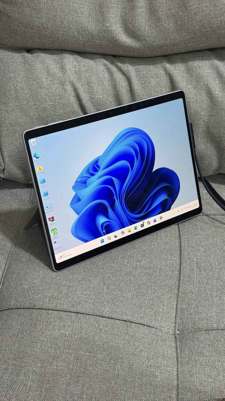 ب650سيرفس برو11
المواصفات كدامكم ssd1000كلها الجهاز جدا نضيف بطاريه قويه مشحون65مرة بي مشكله يهنگ يعلك يعني يشتغل شوي ويطفه تطلع شاشة سودة وراها يطفه فقط السعر نهائي


**إذا كنت صاحب هذا الإعلان وتريد حذفه لأي سبب، رجاءا أرسل رسالة إلى الدعم الفني**