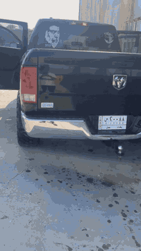 سلام عليكم دوج رام وارد أمريكي موديل 21الون اسود حادثها جاملغ وبنيد بدون دواخل باب قصير بدي طويل تخم تاير جبلي +ويل جبلي رقم السياره بغداد سعرها 220 

مكان السياره بغداد 
 ***********  
او خاص موجود
