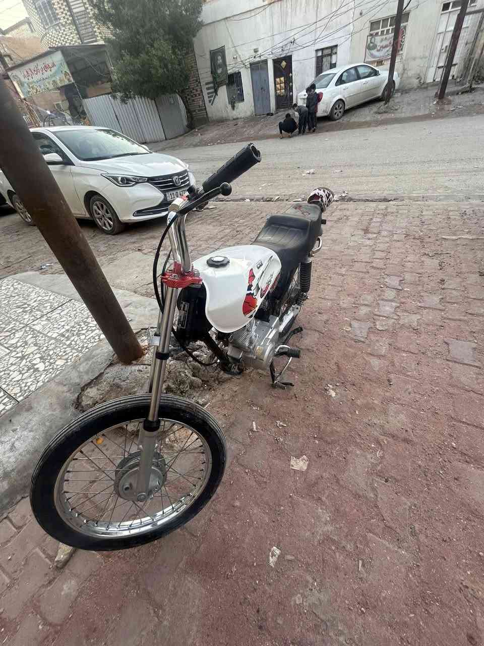 السلام عليكم
دراجه للبيع سعر 700الف قفلللللللل ربع مينزل
أربعه كير اصولي دراجه شاصي موديل 20وتعمير 25مكانيً نجف رقمي واتساب***********
