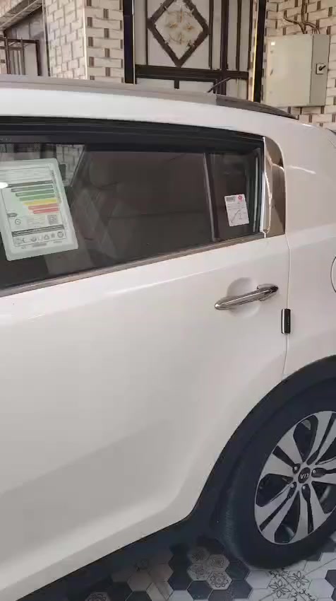 السلام عليكم سبورتج 2011 فول مواصفات للأخير تايرات جدد وصدرها جديد سياره فول الفول بس المكينه بيه تنقيص بس الله شاهد انطيك تراي وين ماتريد فقط تنقيص سعره 125 وبيه مجال للشراي وبخدمتكم العنوان واسط العزيزية وصارلي شهر من حولت رقمه الجديد وهزه جديده ورقم مميز والسياره بسمي وترهم مراوس


**إذا كنت صاحب هذا الإعلان وتريد حذفه لأي سبب، رجاءا أرسل رسالة إلى الدعم الفني**