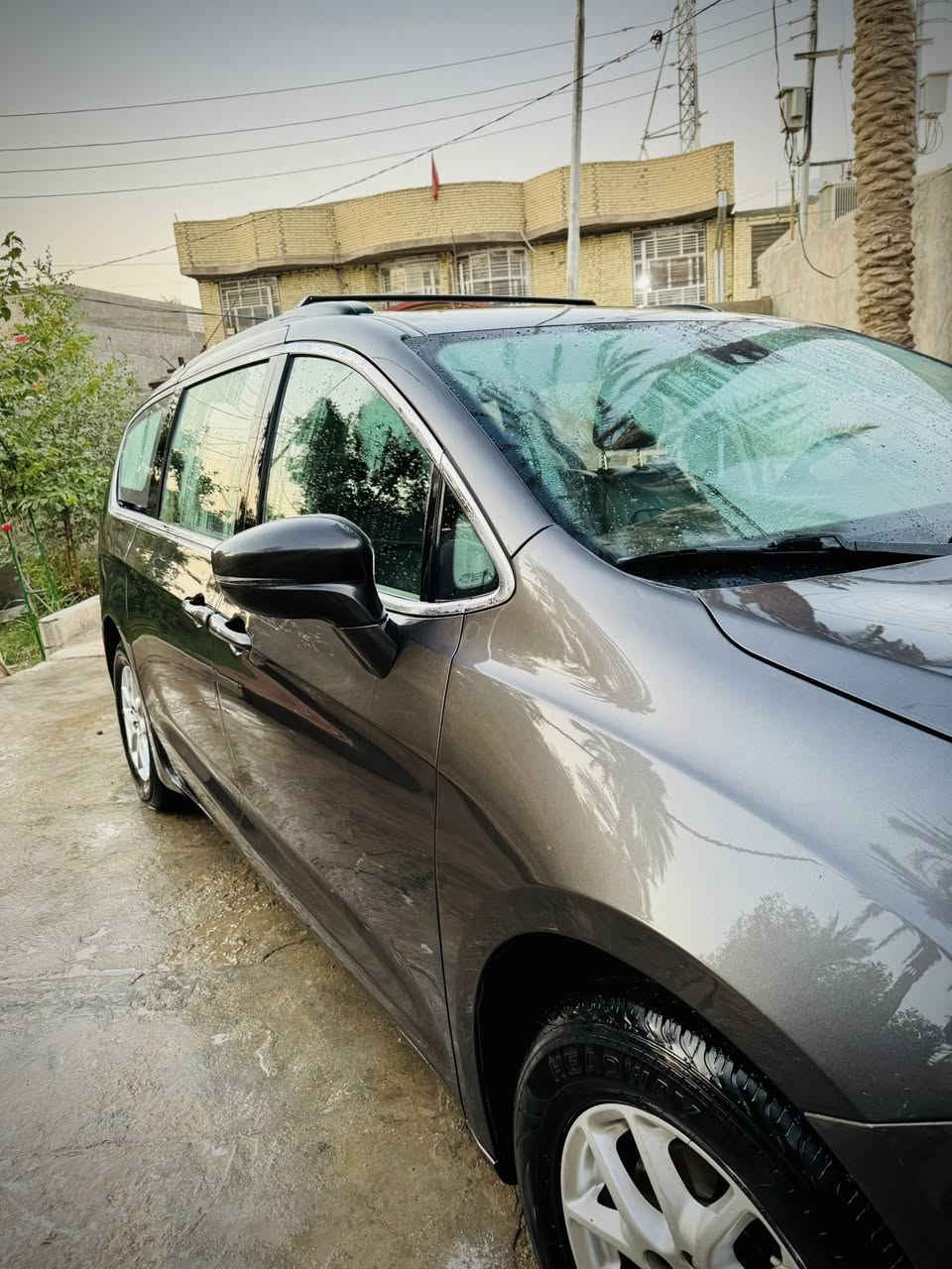 باسفيكا 2022 للبيع  مبدل قطعتين و صور الضرر موجوده بالمنشور ،مكان السيارة كربلاء .
السيارة باسمي تتحول ثاني يوم
 السعر 200 
للتواصل ***********
