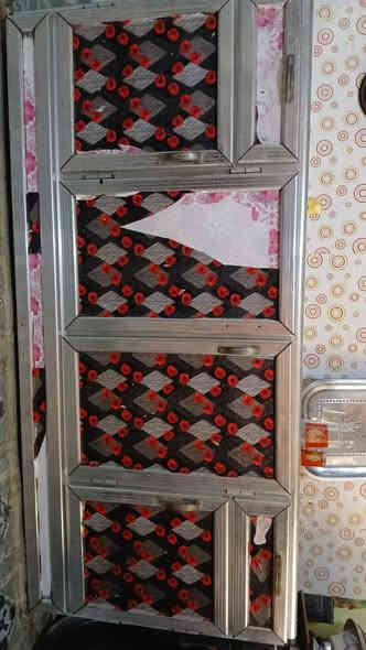 السلام عليكم كاونتر للبيع العنوان كفائات العبيدي السعر ٧٥ للاستفسار الاتصال على الرقم ***********
