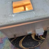 فقاسة • حاضنة • ١٠٠ بيضة