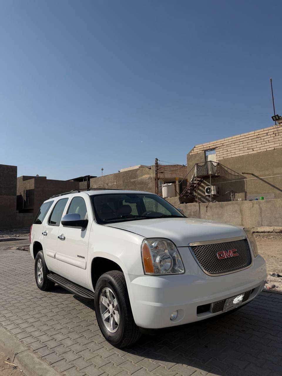 السلام عليكم يوكن معلايه رقم بغداد تحويل وكالة ثاني يوم تريد تسجله ماشيه بعاملته انا السيارة فولل عده الفتحه وارد خليجي كفالة فقط البنيد بيه صبغ لا بارد ولا فتح ولا شاصي ولا عيب شرعي شرط الفحص السياره بل الكارتون تخم تاير حداده تبريد محرك كير بشرط الفحص السعر 130 ورقه بسعر مناسب مكاني البصرة 
*********** البصرة, العراق

