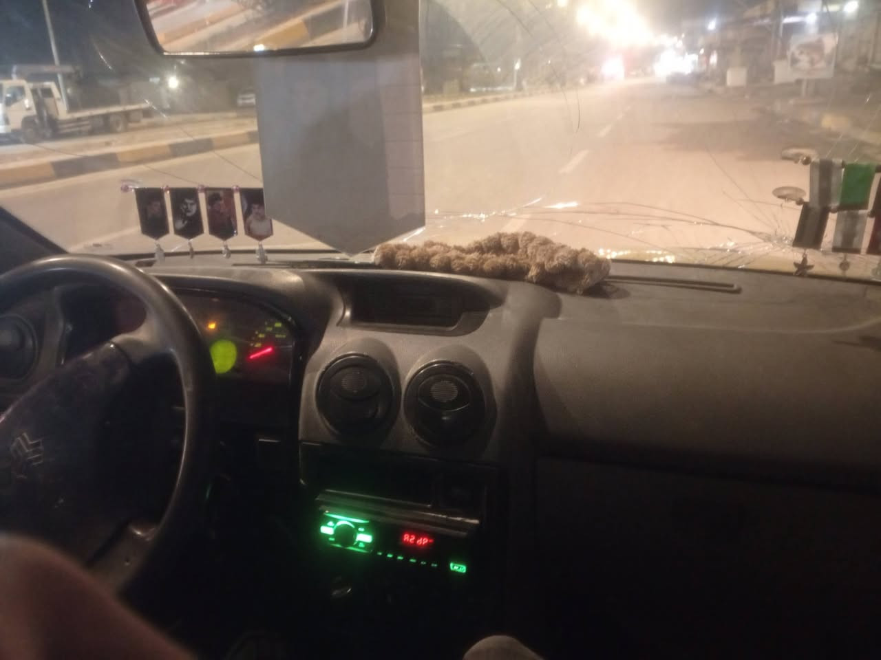 إسلام عليكم للبيع موديل ١١ محرك كير كفاله كهربائيات كلها شغاله سياره حلوه مال شغل راعيها بغداد بل كاضيمه بس ماندله اتكفل سرقه وعشاير ***********
