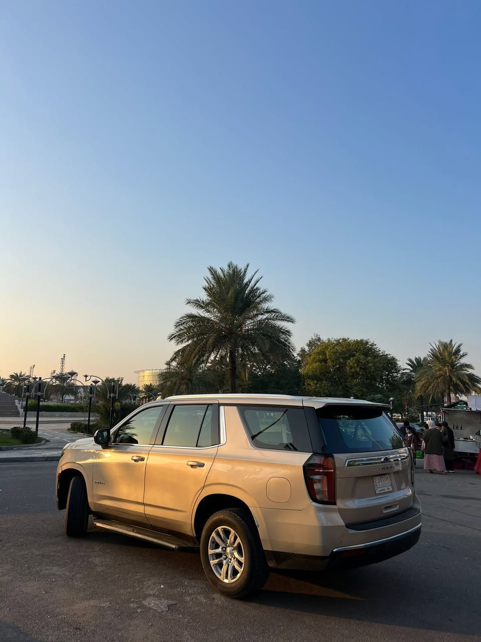 السلام عليكم
تاهو موديل 21 فئه LS
السياره خليجيه وكالة المنصور 
ماشيه 89 الف( قابل للزياده)
41500$
***********
