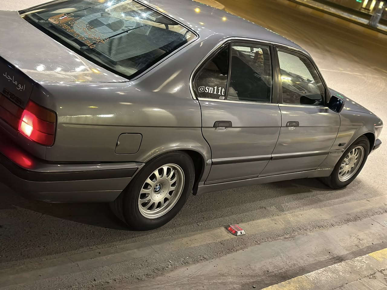 سلام عليكم حبايب سياره BMW 525i السياره كلها علا وضع الشركه بيها تعمير بسيط السياره وارد ياباني تبريد تدفئه كلها شغاله كير ومكينه خير من الله فول السياره عليها ادامه كامله تخم تاير جديد صدر جديد كهربائيات كلها شغاله مابيها نقص برغي هزه جديده رقم بغداد انكليزي جديد ولرقم مميز كلش حلو  31531 ) عنوان 📍 فلوجه حي العسكري للبيع او مراوس رقم التواصل (***********)
لحد يطبلي ويكلي شبيها مابيها كلشي مكتوب كدامك وكلشي مصوره )
