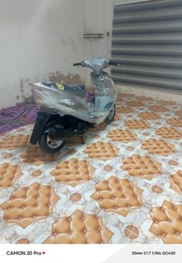 للبيع حاويه قبل يومين ختم واحد ويا المكينه 07876388115