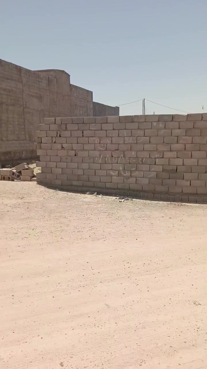 قطعه البيع 300 ركن مسيجه 14ساف حي الغدير الستفسار اكثر مراسلت صفحة او رقم لهاتف***********

