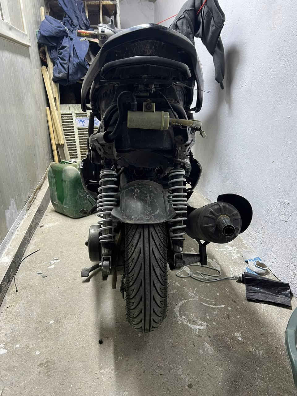 سكنس نثيه كامله اي نقص مابيه مالعب بيه صالنصه تايرات قبق عنبار رياضي كلج امامي رياضي تعلاكه رياضي بوشه ٥٨ ونص ليموسي خرز كلج صينيه فج تطوله  نكره بكل وكت لسعر ٤٠٠ وبين مجال ***********
