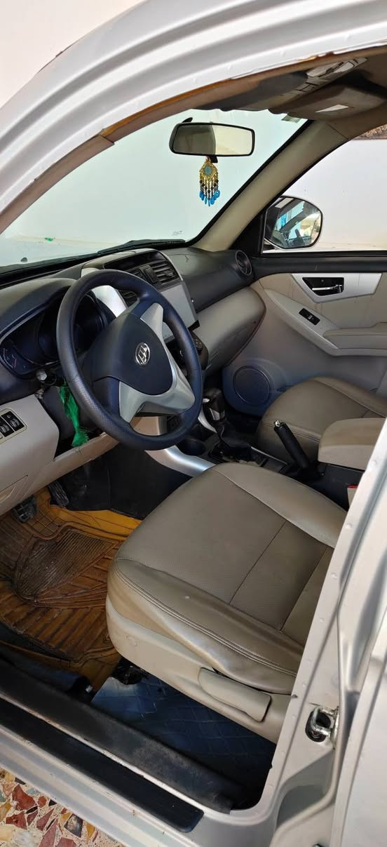 السلام عليكم ليفان 2016 مكينه كير حداديه خير من الله ماشيه 170 رقم ذي قار تحويل مباشر شاشه تاب كشنات جلد داخل نضيف  السعر 62 مكاني الكوت ***********
