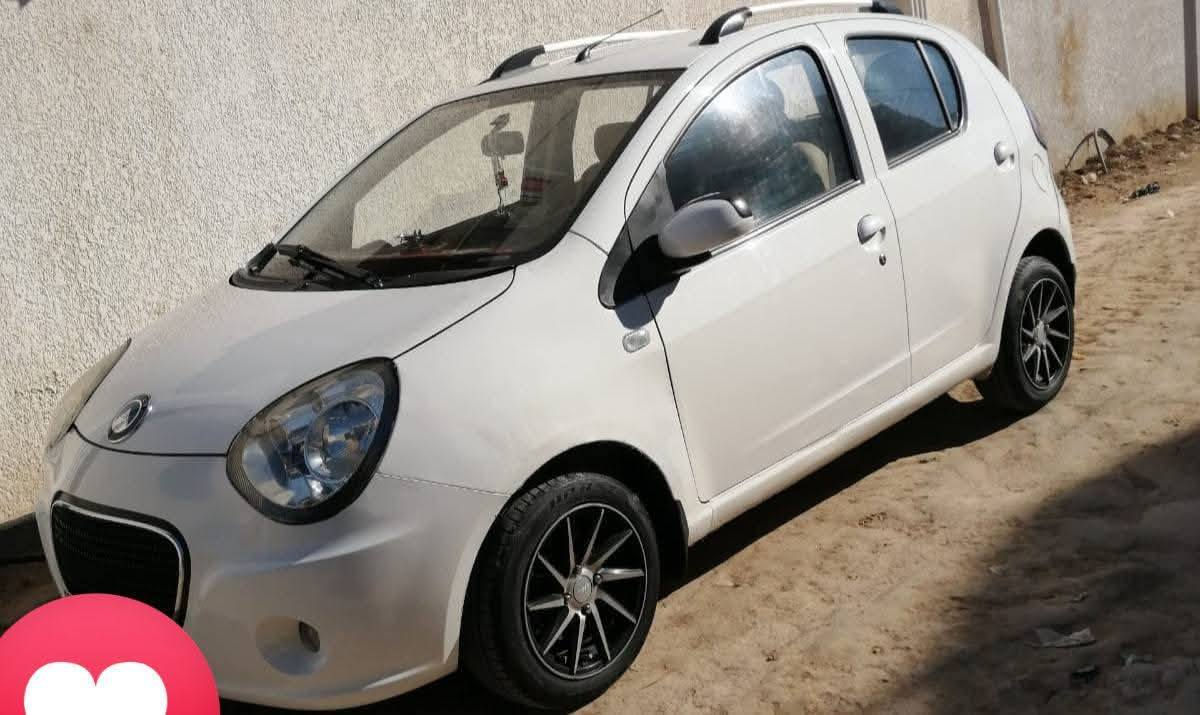سياره جيلي باندا موديل 2013.    ويوجد سياره بالقسط
لون ابيض 
تخم تاير جديد
 حداديه كله جديد 
كهربائيات كامله امكمله من كلشي 
رقم بغداد 
موجود خاص مفتوح


**إذا كنت صاحب هذا الإعلان وتريد حذفه لأي سبب، رجاءا أرسل رسالة إلى الدعم الفني**