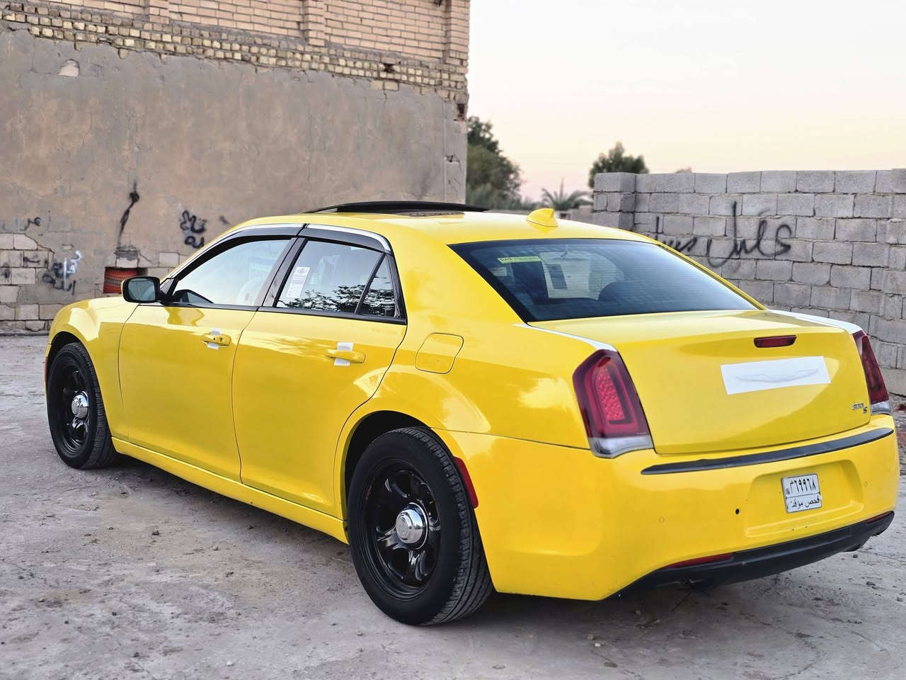 فول فول مواصفات 

بانوراما فتحه السياره بيه تبديل 3 قطع سياره ماشيه 60 

رقم بغداد فحص مؤقت تحويل مباشر سياره جاهزه من كل النواحي للبيع 240 وبيه مجال بسيط للشراي يتصل ويدلل العنوان الناصريه قضاء شطره 

***********
