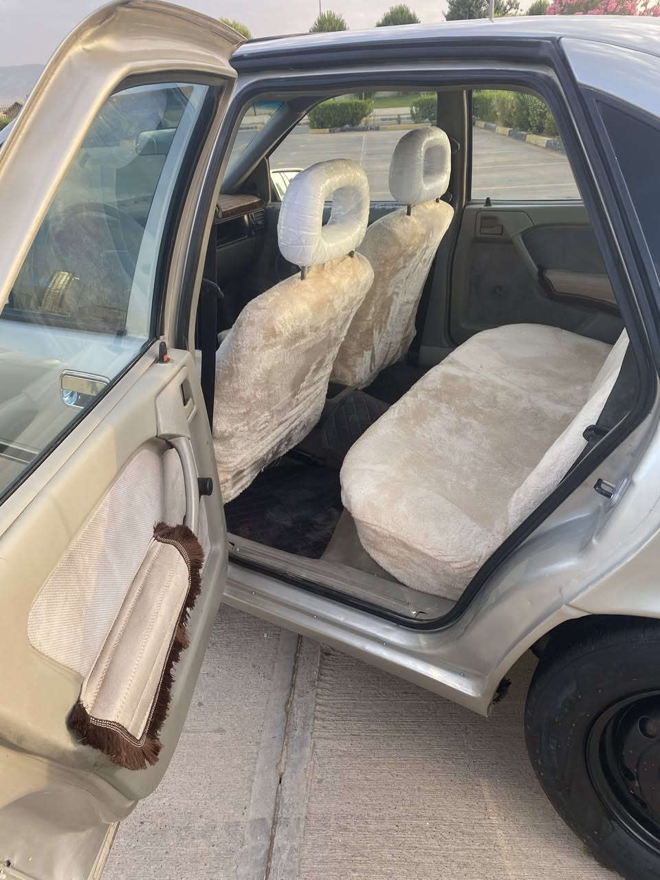 شتی یەک دەستو لۆک📦
له سه ر ئيزني ادميني كول ام اوبله فيكترايه بو فروشتن له شاري سليماني مه كينه ٢٠ گير توماتيك موديلي ١٩٩١ ارمي بلاستيكي دهوك به شه رتي اوه ليات ماشه الاه سه ياره زور ريكو بيكو جوانه ده عمو ليدراو هيجي بيوه نيه يه ك قه تره رزيوي نيه موسو براوه ي به شه رت ٤ تايه و ويلي لوك لوكي له ژيره ناوي هه ر لوك لوكه سه ياره كه له ره سما جونه له روبه رو ١٠ اونه ي تر جوان نه بو باره ي ريكه و بانت عايدي من ١ چركه و ١٠٠ دولار ببره به شه رتي فيته ر شتيكي زور ريكو بيكه سعريشي ٣٤ كه لا و مه جاليكي برايانه ناونيشانم سليمانيه بو زانياري زياتر 
***********
*********** فايبه ر واتساب

