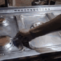 صيانه تصليح نواع طباخات موقعيه نجيكم لبيت تصل وبلخدمه 07727287277