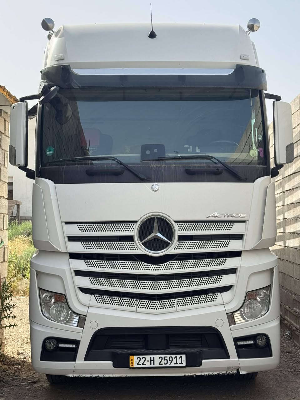 اكتروس وحش2017 حجم 25/45 فول موصفات سيارة مكفولة جاهزة ع شغل تخم تاير 70 مشلن مكينة ذهبي 471 سيارة مرقمة جديد بدي جرف مال طماطة بسمي شرط التحويل الاتصال ع الرقم التالي ***********
