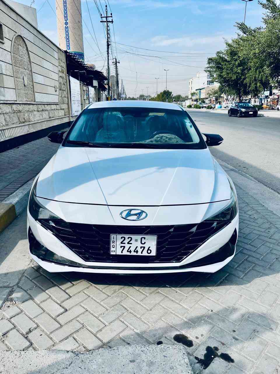 السلام عليكم
النترا 2021 وارد امريكي
 رقم اربيل انكليزي  
ماشية 88 mi
محرك 1,600v

كير + محرك + تبريد + صدر مكفولات 

كار بلي 
رادارات تحكم سرعة أنظمة قيادة 
سياره نظيفه جدا 
بدون ايرباك
حادثها بسيط فقط حافة البنيد فقط
اكو شخط باب الصدر عكس السايق موضح بلصور فقط
باختصار سيارة مال جنايه ونظيفه ومتعوب عليها

150وبيها مجال بسيط

الشراي يتصل
*********** 
مكاني بغداد
