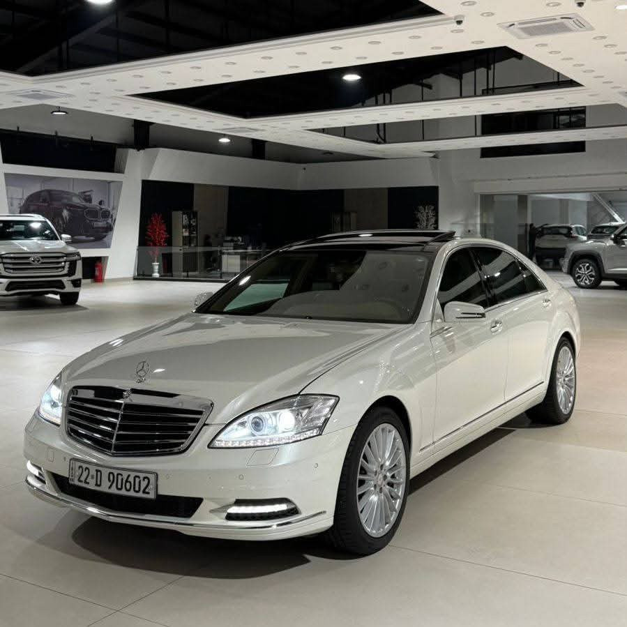 🚨👑 قمة الفخامة والأناقة 👑🚨
Mercedes-Benz S-Class
💎 مرسيدس S-Class – ملك الطرق 💎
الموديل: —
المحرك: V6 / V8 (حسب النسخة)
الكير: اوتوماتيك
اللون: أبيض لؤلؤي 🤍
الحالة: نظيف جداً
━━━━━━━━━━━━━━━
💎 المواصفات:
داخلية جلد فاخرة
سقف بانوراما 🌤️
شاشات أمامية وخلفية
نظام صوتي عالي الجودة 🔊
تبريد وتدفئة مقاعد
ذاكرة مقاعد
ستائر خلفية كهربائية
رادارات + حساسات
كاميرا خلفية
إضاءة LED
━━━━━━━━━━━━━━━
✨ راحة خرافية + عزل عالي
✨ سيارة VIP بكل معنى الكلمة
━━━━━━━━━━━━━━━
💰 السعر: على السوم
📩 للاستفسار خاص / واتساب
📍 جاهزة للفحص


**إذا كنت صاحب هذا الإعلان وتريد حذفه لأي سبب، رجاءا أرسل رسالة إلى الدعم الفني**