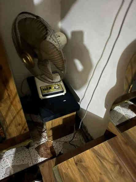 غرفة نوم تركي عشر قطع للبيع بسعر ٩٠٠ وبيهه مجال *********** /***********
