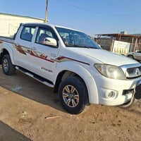 هايلوكس • فورويل اوتوماتيك • ٢٠١١