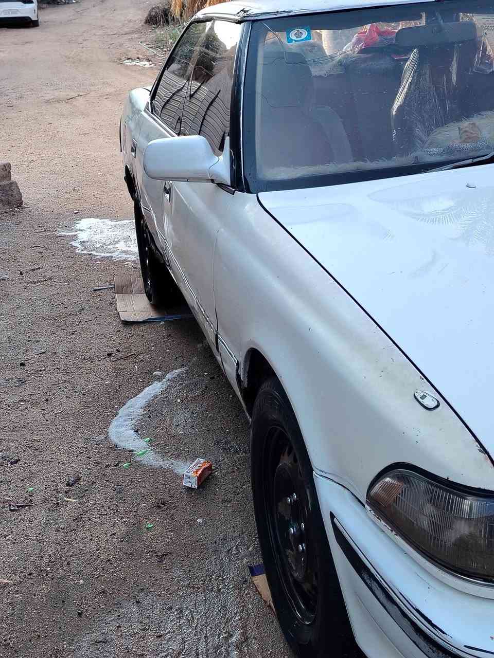 السلام عليكم 
مارك كصيف للبيع سنويه بأسمي كير محرك وينجي كله شغال تبريد شغال البدي شوف العين السياره مديل 92 السعر 33.الرقم ***********
