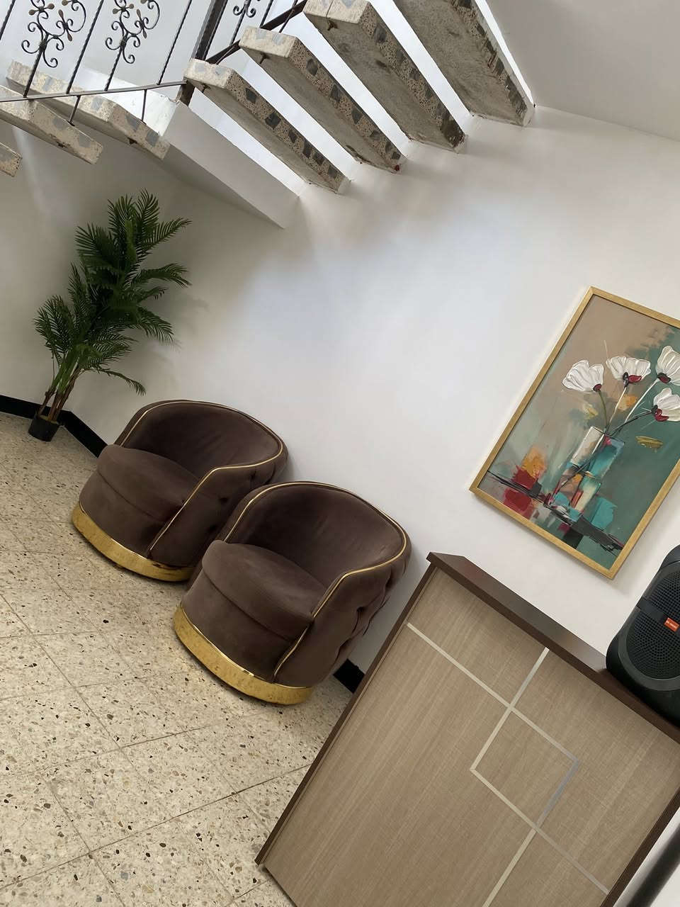 صالون فيولا يعلن الافتتاح يوم غدآ ان شاءالله
سوف تكون  هناك عروض 🔥🔥🔥🔥

الاقسام كله مفتوحه كادر لولة نفسهم صارو بصالون فيولا 

العنوان شارع الزهور قرب غصن الزيتون مقابيل مجمع فنيسيا للتجميل 

واهلا وسهلاً حبيباتي تنورونه 
وقت الدوام من الساعة ١٠صباحآ الى ال١٠مساء


**إذا كنت صاحب هذا الإعلان وتريد حذفه لأي سبب، رجاءا أرسل رسالة إلى الدعم الفني**
