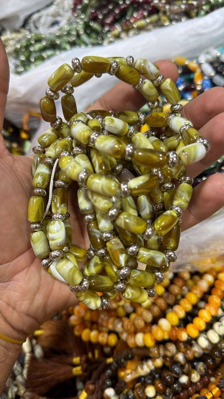 سوار سعر الدرزن ١٢ الف جمله فقط لصحاب البيجات لناس على باب الله الفحص أمام المندوب يوجد توصيل لجميع المحافظات رقم الحجز الواتساب ***********

