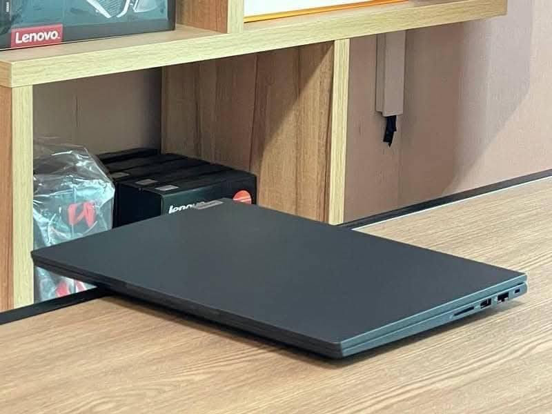 لابتوب ڰيمنك ومونتاج سوبر سلم🔥🔥🔥
💼 Lenovo ThinkPad K14

لابتوب عملي بموصفات مرتبة وسعر مناسب جدًا 🔥

✨ إذا تريد جهاز سريع للشغل، الدراسة، الأوفيس والتصفح فهذا الخيار ممتاز 👌

🔹 Ryzen 5 5600

أداء قوي وسلس بكل الاستخدامات

🔹 رام 8GB DDR4

يفتح برامج متعددة بدون تعليق

🔹 SSD NVMe 256GB

🔹 كرت الشاشة:

AMD Radeon Vega 7

4GB Shared

كرت خارجي 1GB 🎮

سرعة إقلاع وتشغيل ممتازة ⚡

🔹 شاشة 14.1 FHD

دقة عالية وصورة واضحة جدًا

🔹 كرت Vega 7

يشغل برامج التصميم الخفيف والمشاهدة بجودة ممتازة

✔ تصميم نحيف وأنيق

✔ شحن سريع Type-C

✔ بطارية ممتازة للاستخدام اليومي

💰 السعر: 375,000 ألف دينار فقط

🔥 عروض قوية وموديلات متنوعة وصلت حديثاً إلى مكتب الريادة للحاسبات 🔥

💻 لابتوبات عملية، دراسة، تصميم، هندسة، برمجة واستخدام يومي

🎁 والهدايا مع كل لابتوب : 

🖱️ ماوس مجاني

🖤 باد ماوس

💼 حقيبة لابتوب

🛡️ ضمان شهر كامل على الأجهزة

📌 أجهزة Dell / HP / Lenovo

📌 معالجات حديثة من الجيل السادس إلى الثاني عشر

📌 أجهزة Workstation وكروت شاشة احترافية متوفرة

📌 فحص كامل قبل البيع وضمان على الأجهزة

📞 للاستفسار والحجز واتساب: ***********

او هنا عبر التليگرام @Hf_Yy5
