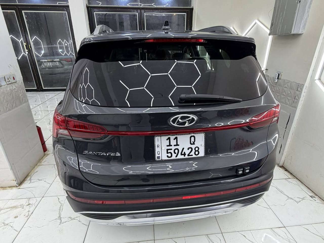 للبيع سنتافي 2022 رقم بغداد بسمي 
◾ مواصفات السيارة
مأشيه62الف /كيلو/
▪️بصمة تشغيل. او تشغبل عن بعد + بصمة أبواب + أنارة ترحيب
▪️كشنات الصفحتين كهرباء + كُشنات تدفئة 
▪️بانوراما طكتين + عداد ألكتروني
▪️شاشة كبيرة + كاميرا دواره 
▪️ رادرات جانبي أمامي خلفي 
▪️ لأيت زنون + بك لايت أيل أي دي 
▪️ اوتو بريك + كُشنات جلد 
▪️لدأت أمامي خلفي
▪️صندوق كهرباء 
▪️سماعات هارمن
▪️ تبريد أمامي خلفي قُطعتين
▪️نظام اوتو ستوب بلأزدحام 
▪️نظام تحديد مسار للسياقة الألكترونية 
▪️ شحن واير ليس
▪️تحكم أستيرن كُل الجهات + مُحرك 2500
▪️ ثلاث أنظمة قيادة { سبورت / نورمال / سمارت } 
▪️ شفتات بل أستيرن + داخل السيارة كاربون فايبر 
▪️بلوتوث + اواكس + واي فاي 
▪️مانع أنزلاق + كروز سرعة 
▪️اشاير بالمري
▪️سايد بريك بصمة
▪️ويل كب كُروم 
▪️شاشه عداد ديجتال 
▪️سبير الشركة كتلوكات الشركة
حادث تبديل بنيد مع بارد خشم الشاملغ بالعراق صار بيه طخه باب الصدر او رجعت بارد 
للستفسار ومعرفت السعر. اكثر ع خاص متواجد 
215 
------------------


**إذا كنت صاحب هذا الإعلان وتريد حذفه لأي سبب، رجاءا أرسل رسالة إلى الدعم الفني**