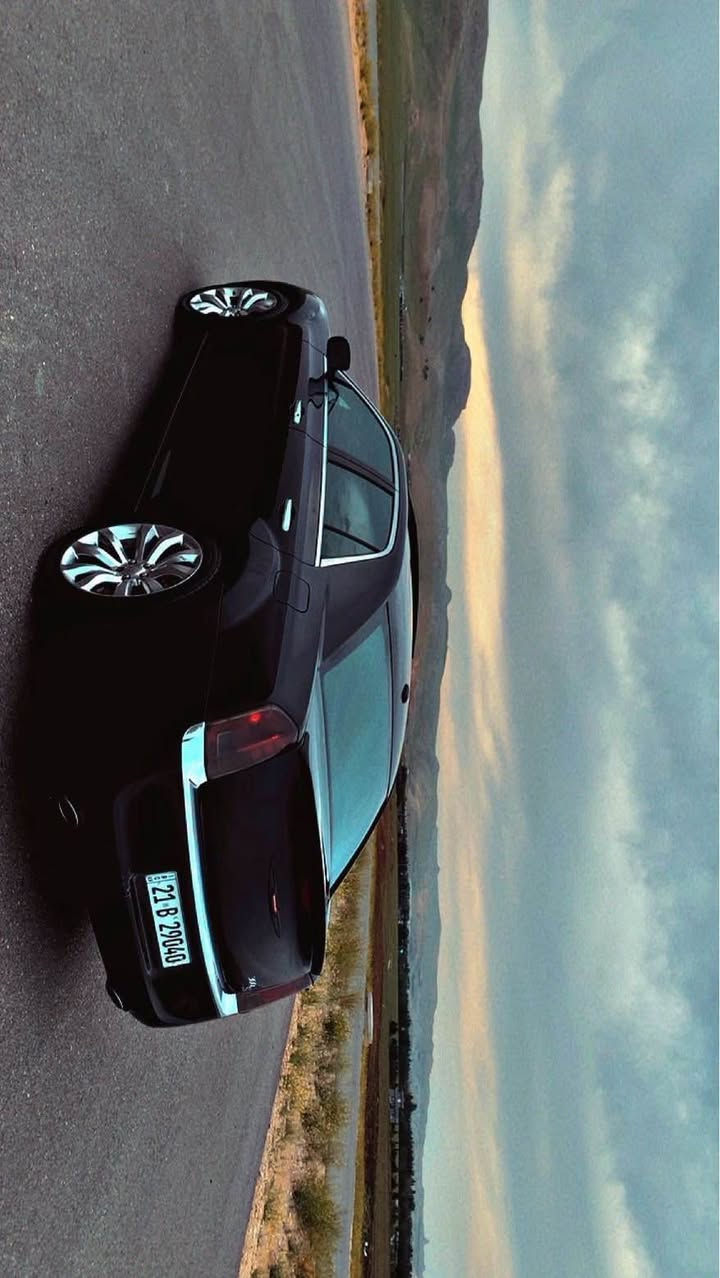 Chrysler 300
‎مۆدێل ٢٠١٢
‎پانۆراما
‎شاشە گەورە
‎كوشن گەرم
‎دژە خلیسك
‎كلینە سەیارەكە
‎واتە بۆیاخی نیە
‎بێ دەع و بێ كرانەوە
‎پێشی كراوە بە ٢٠٢٢لاحیە شۆڕ
‎تایەو ویلێ جوانی لەسەرە
‎سیستەمی ساڵۆنسای بۆ دانراوە كۆنتڕۆڵە
‎كامل پێشی ٢٠١٢ بیلادەكەی ماوە بە هەدیە ئەوەش ئەدەمێ
‎گێڕو مەكینە بەشەرت 
‎یەك تۆز سەوتی جوعبی هەیە شایەنی باس نییە
‎سەنەوی تازەیە 
‎تەحویل وغرامەو موسو براوە بەشەرت
‎سعری ١٧٥گەڵاو معامەلەیە برایانە
‎شوێن سلێمانی
***********
*********** السليمانية, العراق
