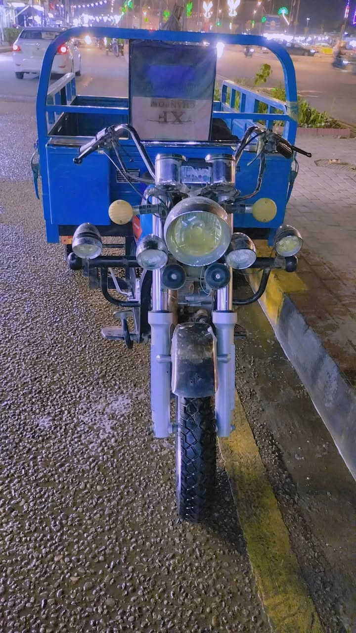 السلام عليكم ستوته للبيع موديل 2021 غير مفتوح أصولي اوراق كامله مكفوله من كل شيء مكاني كربلاء الأمن الداخلي سعرها 2مليون وبيها مجال ***********
