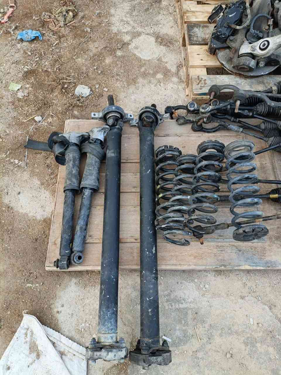 السلام عليكم 

وصول وجبة جديدة ادوات صدر جينسس 
2009-2014 
🟢كاردنات 
🟢لوي امامي خلفي 
🟢دبلات امامي خلفي
🟢سايد بريك كهربائي
🟢درايمات خلفية 
🟢عرباين خلفية امامية 
🟢مشط 
🟢اذرع امامي خلفي 
🟢بولبرينات امامي خلفي 

العنوان العمارة ميسان 
حي الصناعي 
محمد بنداوي 
***********
